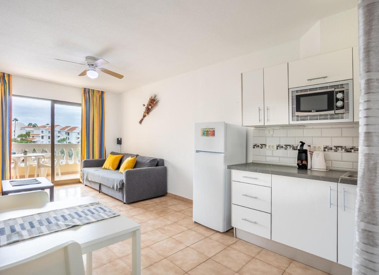 Castle Harbour Matthew'S Flat Los Cristianos By Lovetenerife エクステリア 写真